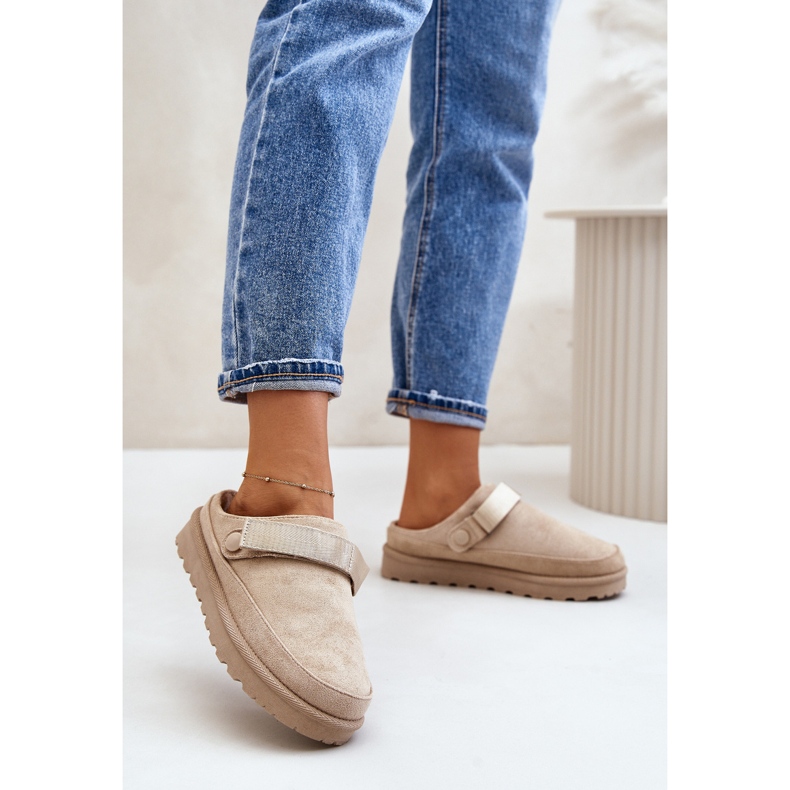 Women's Flip-Flops Insulated With Fur On The Platform Beige Azida 2