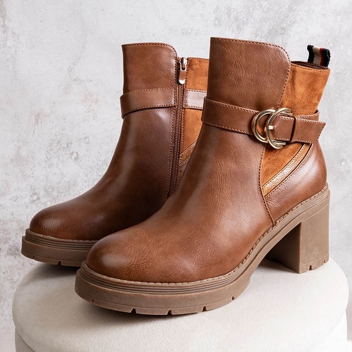 Brown ankle boots with a heel Mirka 1