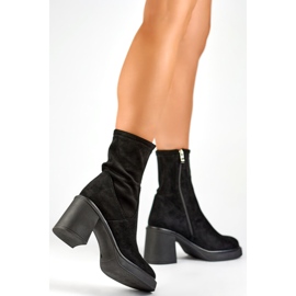 Tight suede ankle boots with comfortable heel and elastic upper black 2