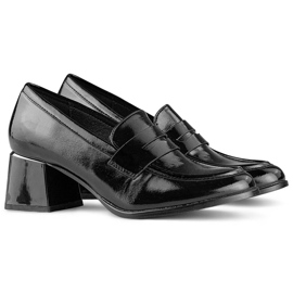Patent leather black low shoes with comfortable heels elegant beige pumps 1