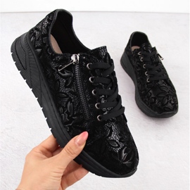 Women's leather shoes with flowers, black, T.Sokolski J24-333 1