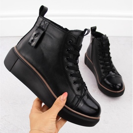 Women's leather ankle boots insulated black T.Sokolski Z24-218 1