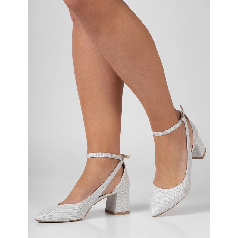 BUTDAM Gabi silver glitter low heel pumps 1