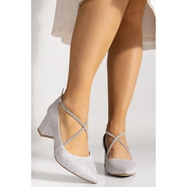 Low pump with decorative cross straps silver BUTDAM 1