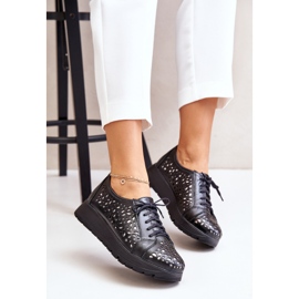 Zazoo 2973 Leather Platform Shoes With Openwork Pattern Black 7