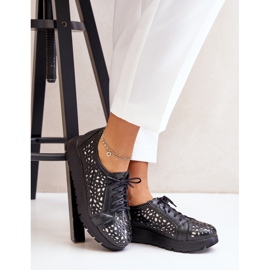 Zazoo 2973 Leather Platform Shoes With Openwork Pattern Black 6