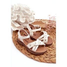 Girls' sandals fastened with Velcro with white flowers 2
