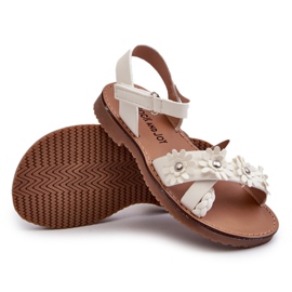 Girls' sandals fastened with Velcro with white flowers 4