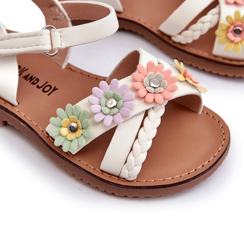 Girls' sandals fastened with Velcro with white flowers 2