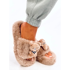Fur slippers with bear Bando Khaki beige 1 Fur slippers with bear Bando Khaki beige 1
