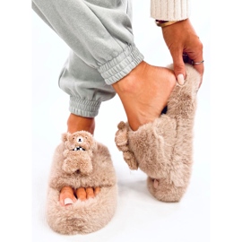 Fur slippers with bear Bando Khaki beige 2 Fur slippers with bear Bando Khaki beige 2