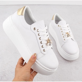 Leather sports shoes on a platform, white Vinceza 89101 1