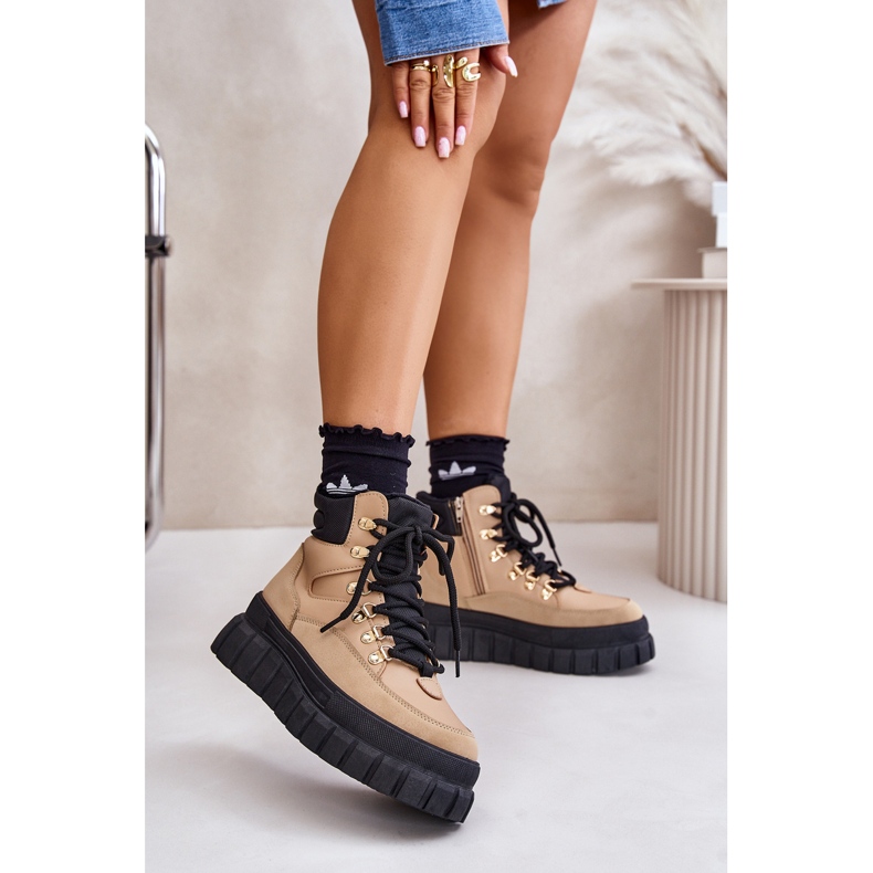 Women's Insulated Trapper Boots on the Platform Brown Jelenia 2