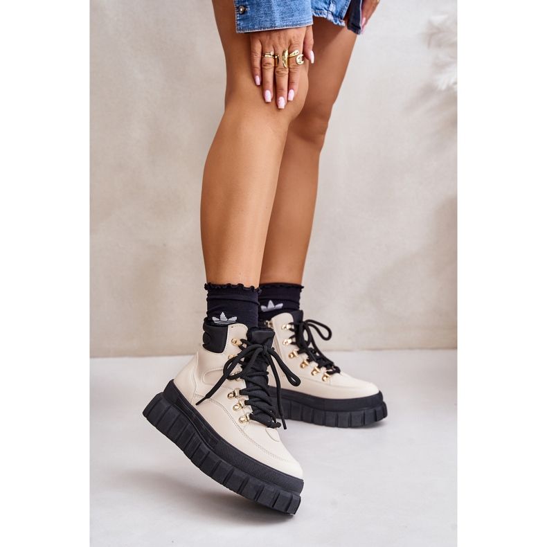 Women's Insulated Trapper Ankle Boots On The Platform Beige Jelenia 2