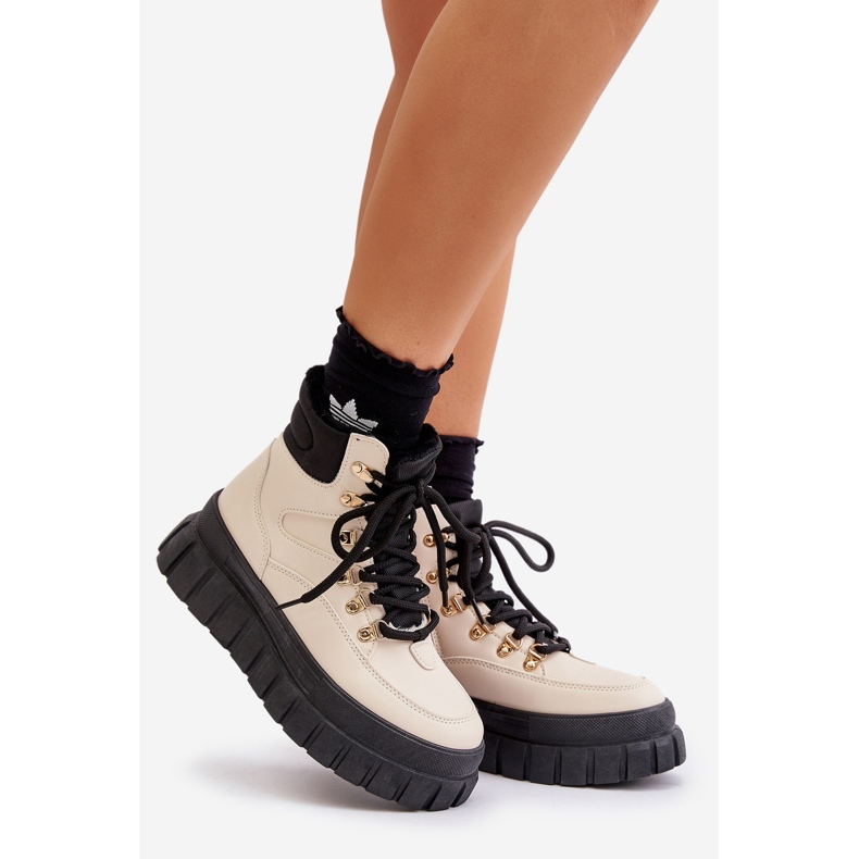 Women's Insulated Trapper Ankle Boots On The Platform Beige Jelenia 1