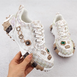 Women's shoes richly decorated with zircons, white Potocki 16324 1