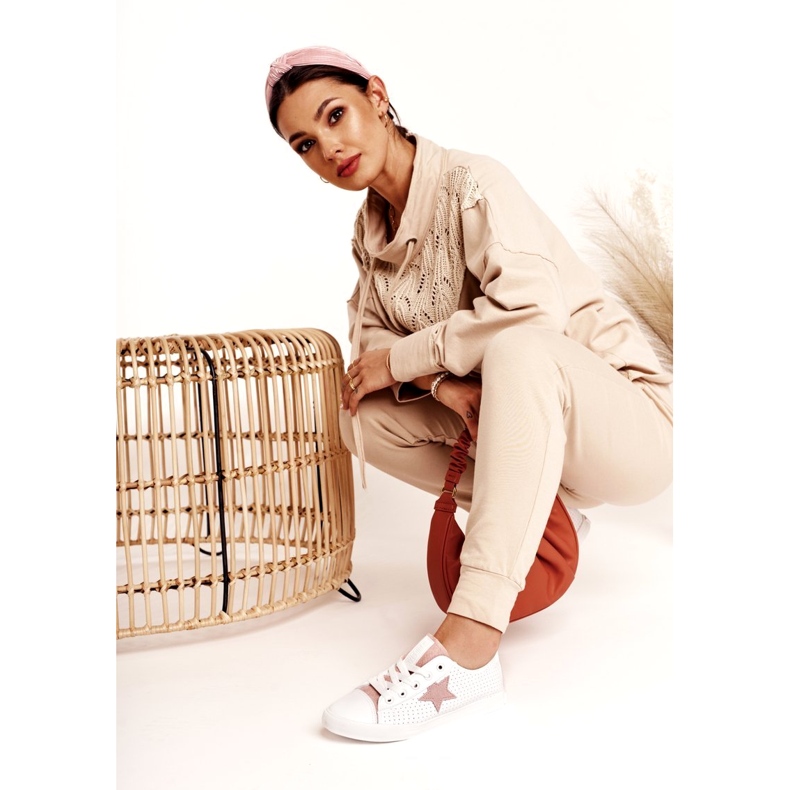 Women's sneakers with a star big star dd274691 white and pink 1 Women's sneakers with a star big star dd274691 white and pink 1