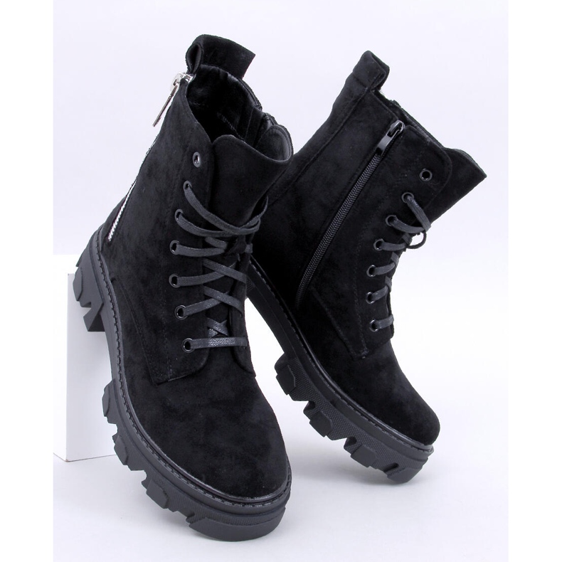 Healy Black lace-up ankle boots with a thick sole 1