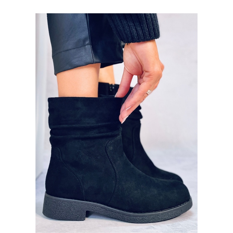 Bracy Black ruffled ankle boots - Inello 1