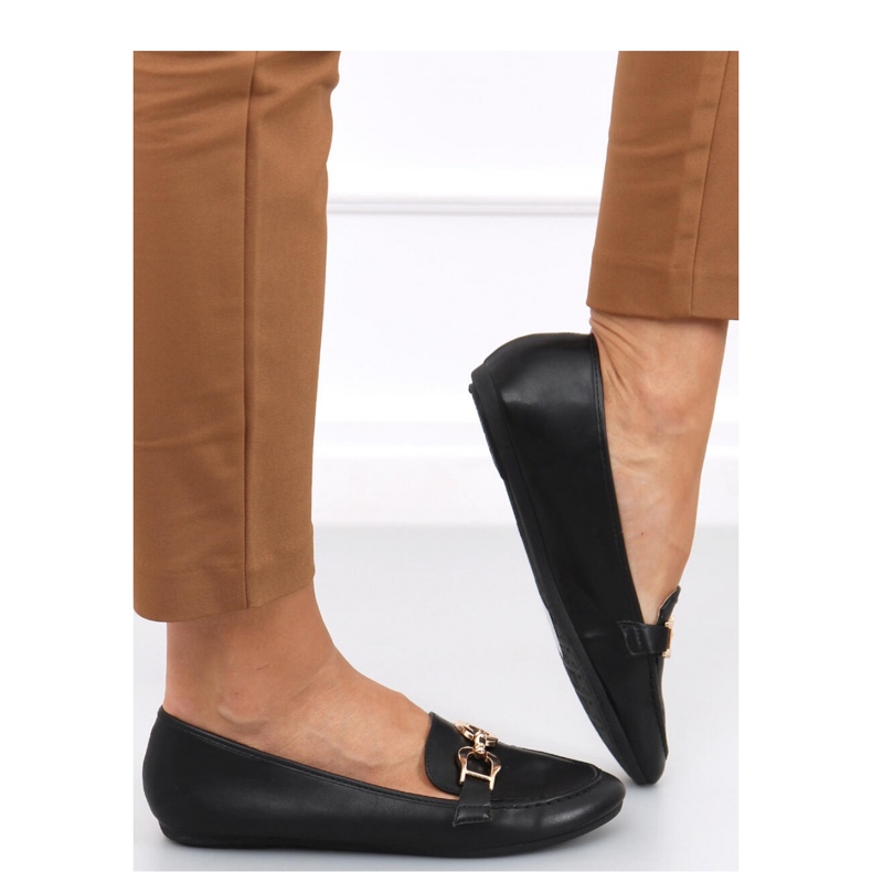 Women's Amiya Black loafers 2