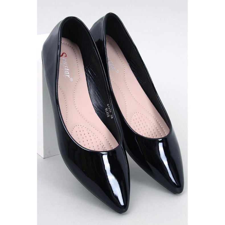 Ians Black lacquered almond toe ballet flats 1