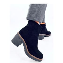 Suede ankle boots with a wide heel Eliza Black - Inello 2