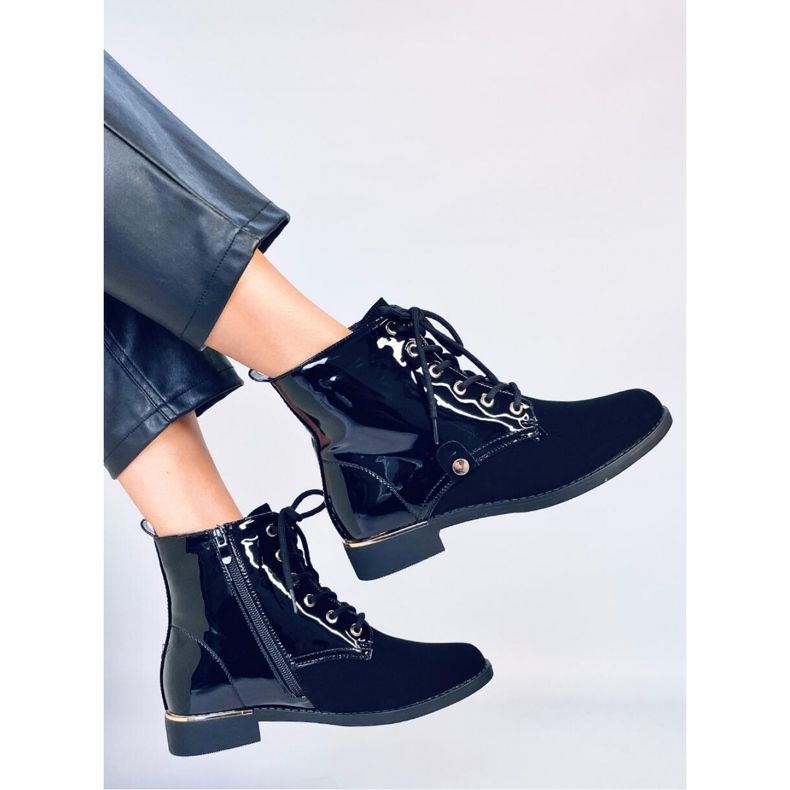 Ninas Black lace-up ankle boots - Inello 2