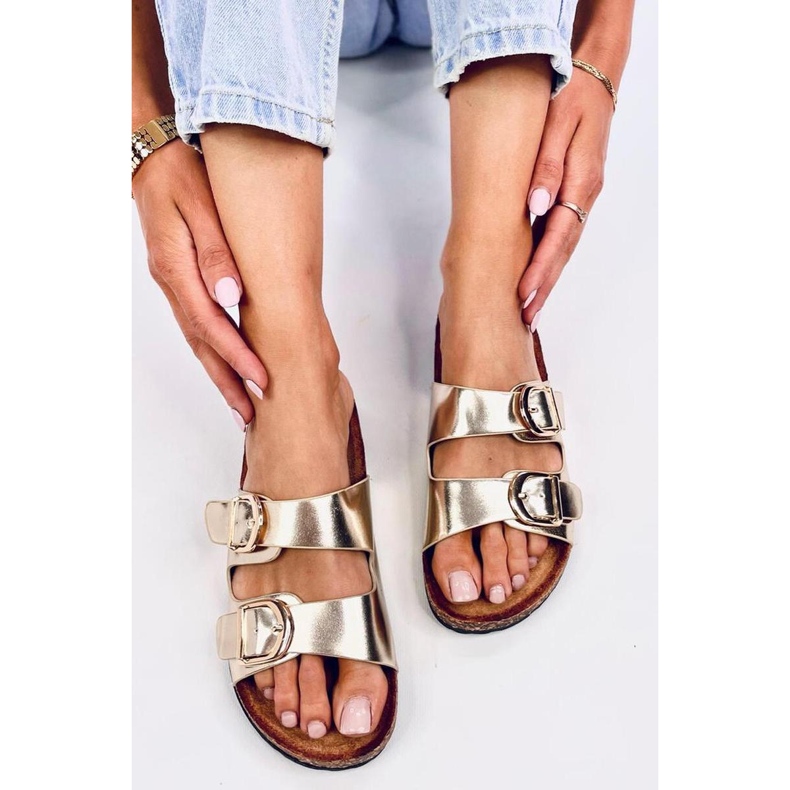 Gold cork flip-flops golden 1