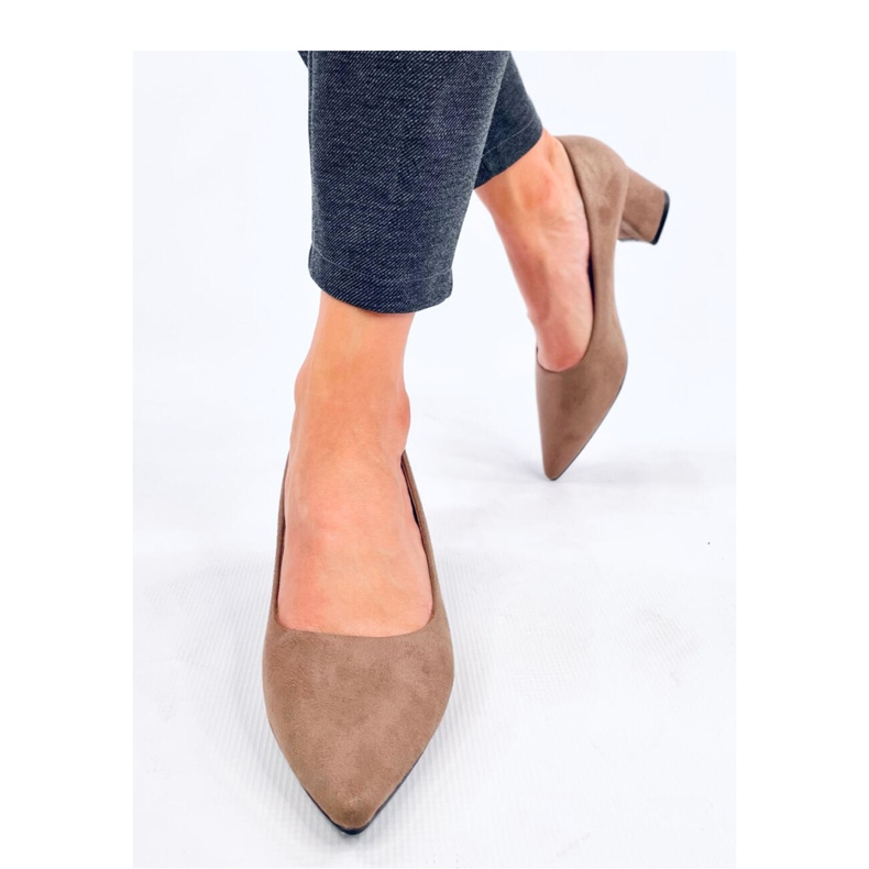 Khaki low heel pumps brown 2