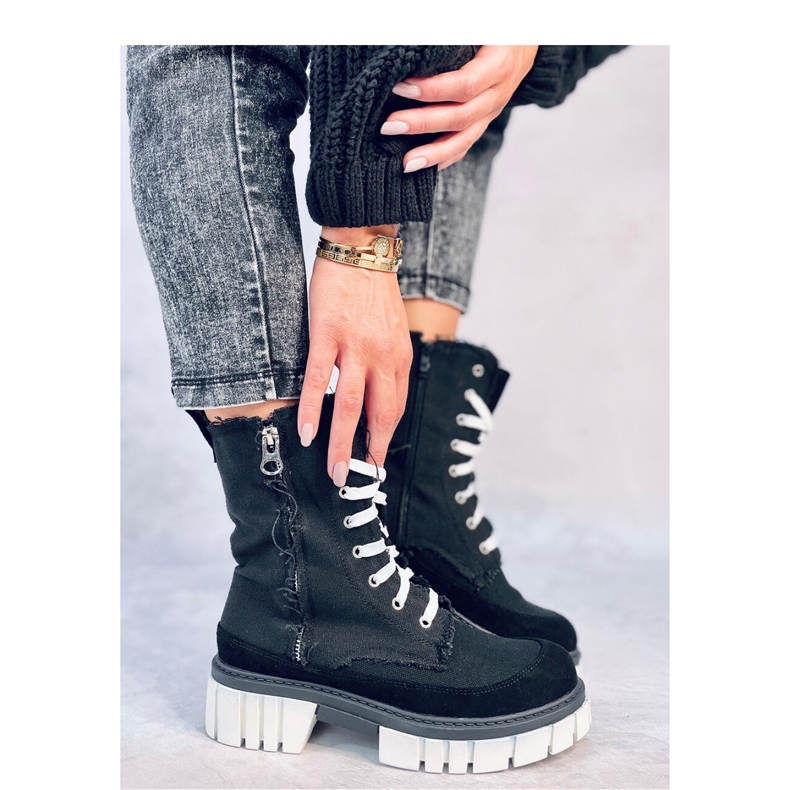 Vaugh Black canvas ankle boots with protector - Inello 2