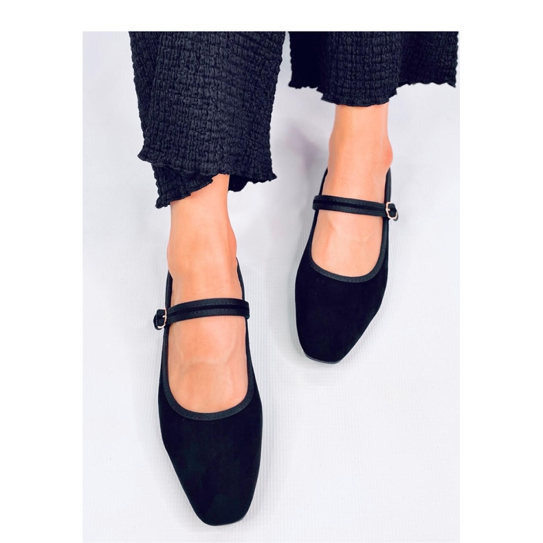 Mary Jane Golins Black ballet flats - Inello 2