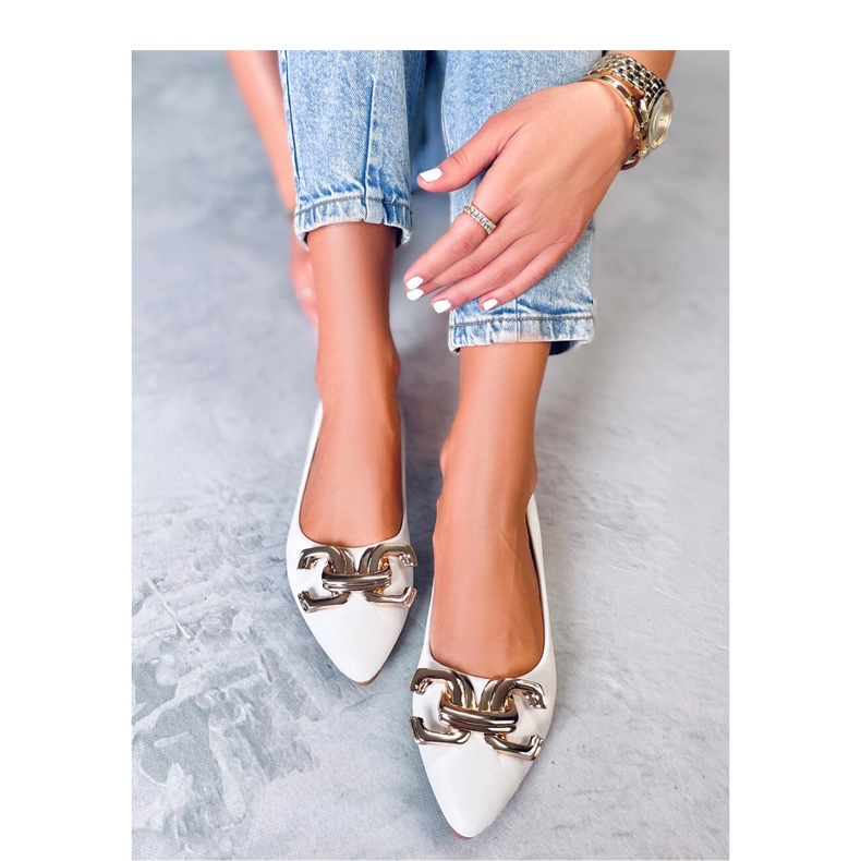 Elegant ballet flats with a buckle Simona White - Inello 1