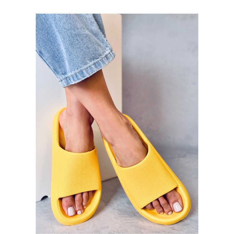 Ritter Yellow rubber flip-flops sandal - Inello 1
