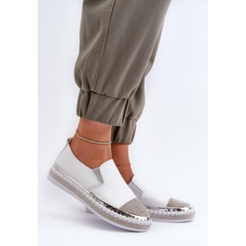 Shoes Model Da LR370 White - Step in style 1