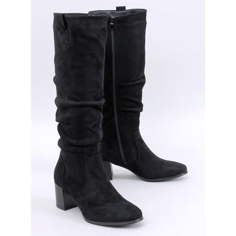 Pinsoni Black ruffled boots 1