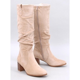 Pinsoni Beige ruffled boots 1