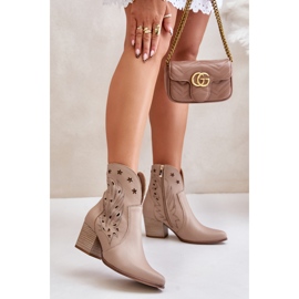 Boots Model Lewski 3613 Beige Leather - Step in style 1