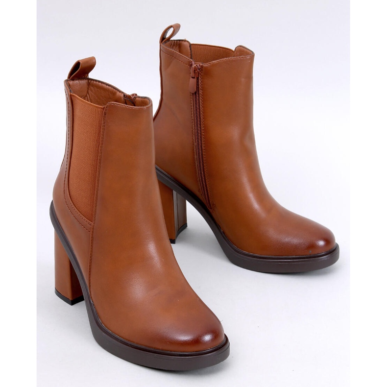 Lilley Camel Chelsea boots with a high heel brown 1