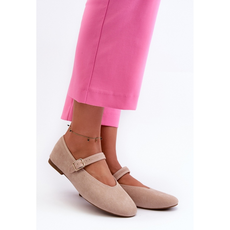 Beige ballet flats with a strap 1