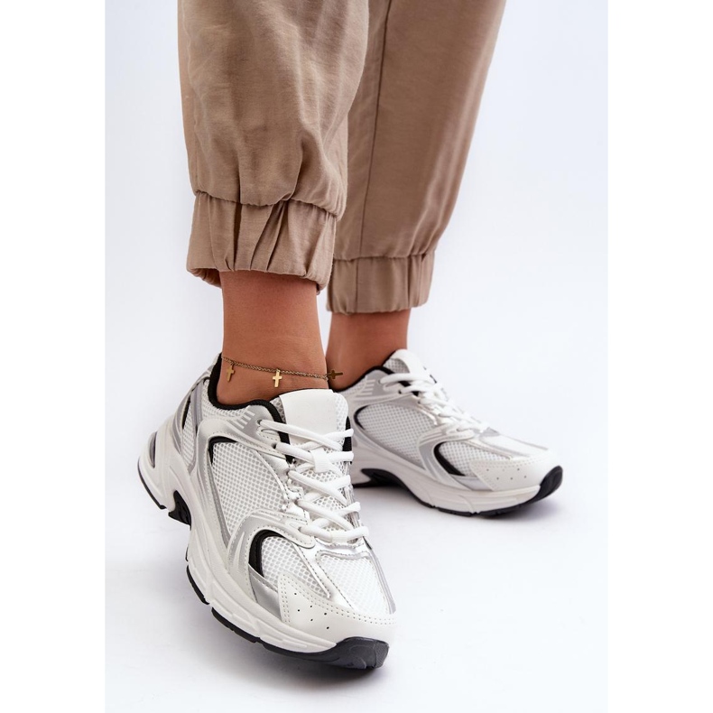 Fashionable women's sports shoes White/Black 1 Fashionable women's sports shoes White/Black 1