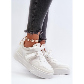 White platform sports shoes 1