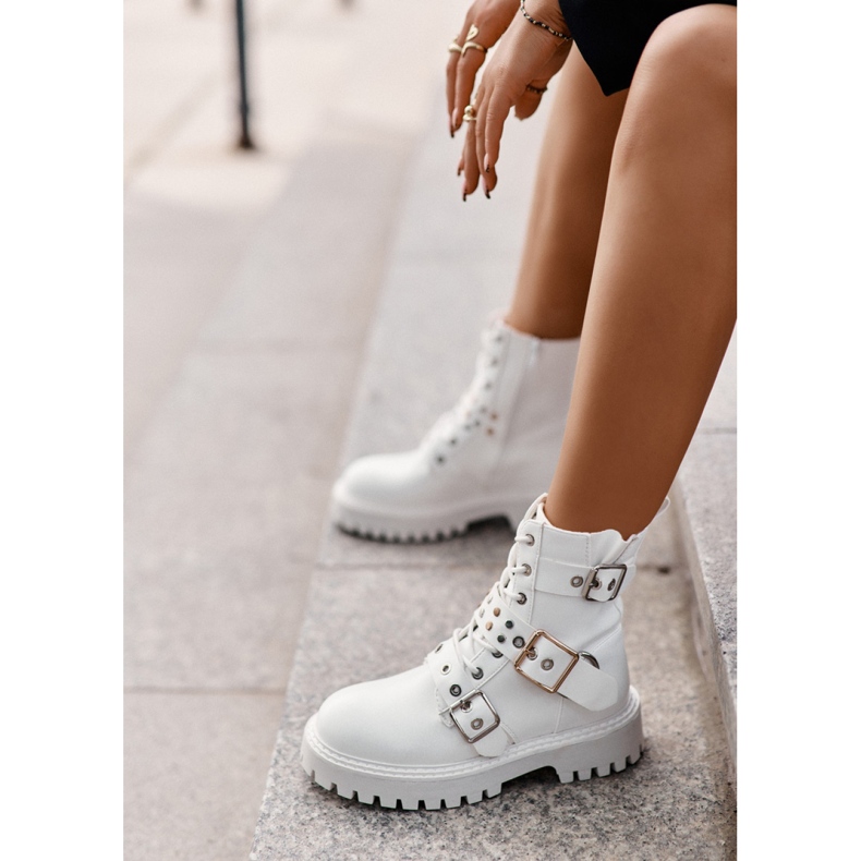 Women's baggies with White buckles 2