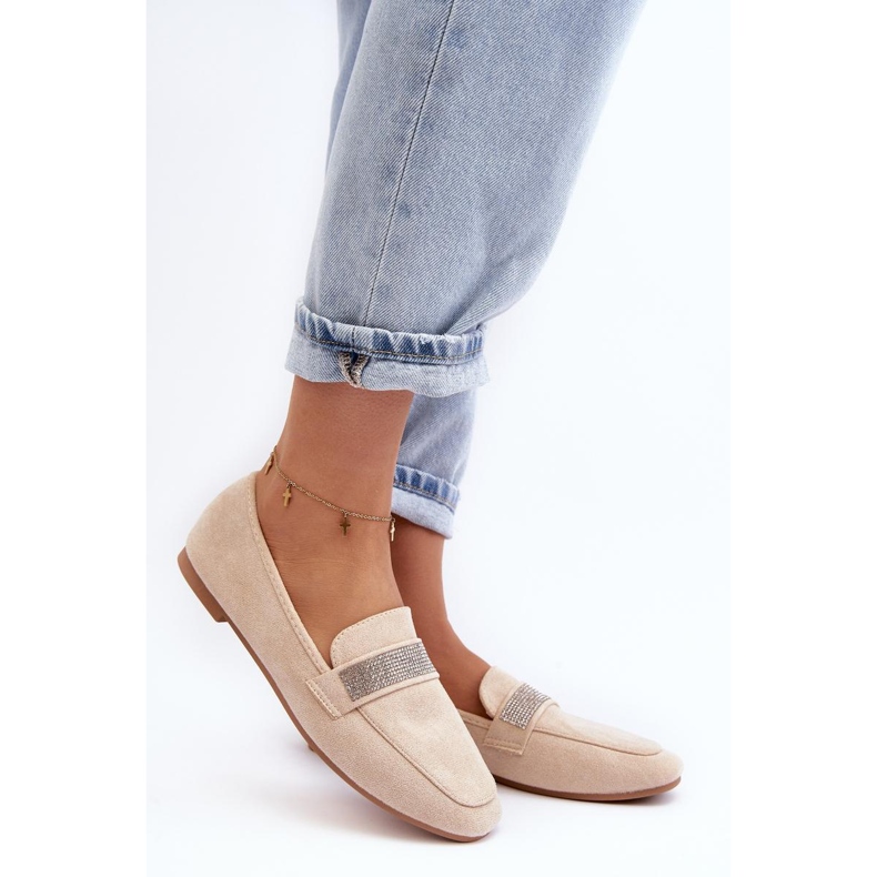 Beige women's moccasins with a decorative stripe 1