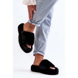 Black women's fur slippers 1