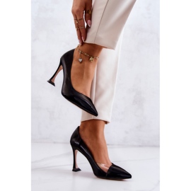 F6102 Black stilettos 1