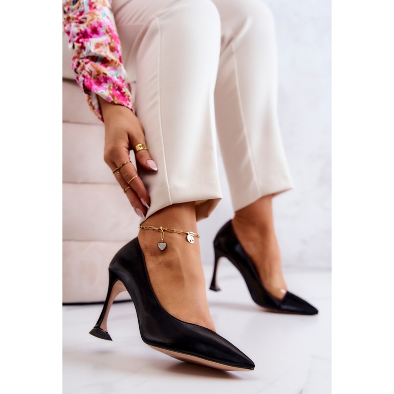 F6102 Black stilettos 2