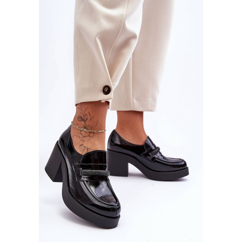 High heel shoes with Black decoration 1