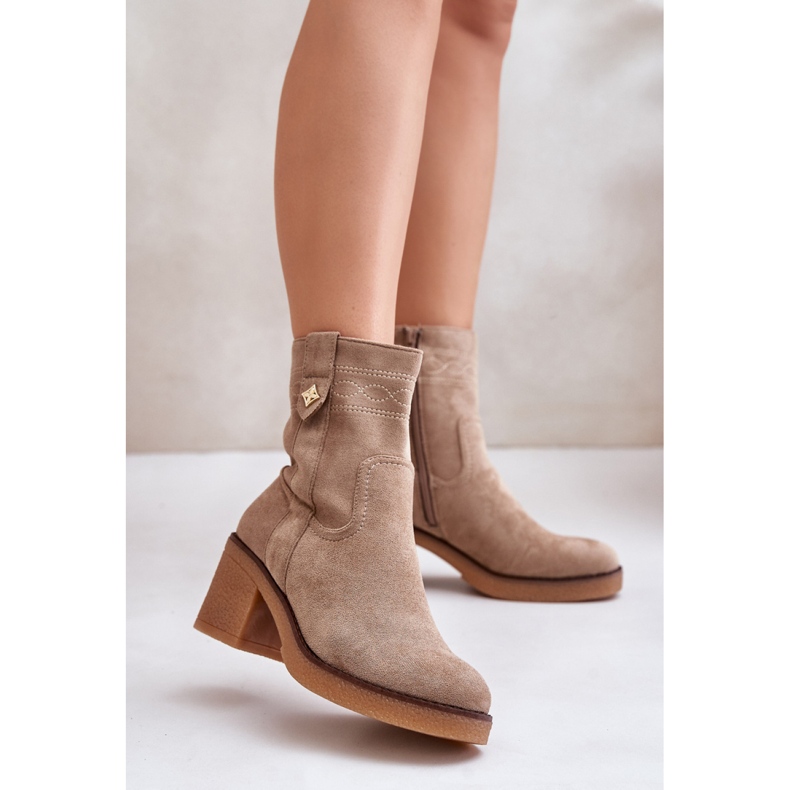 Classic women's Beige ankle boots 1