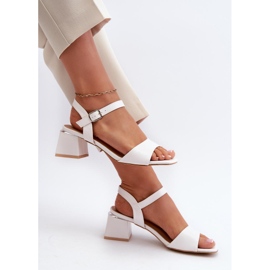 Sandals Model Leisha LT33-10 White - Step in style 2