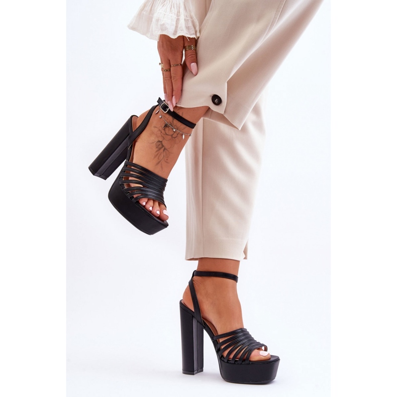 Sandals Model Maya B-307 Black - Step in style 1